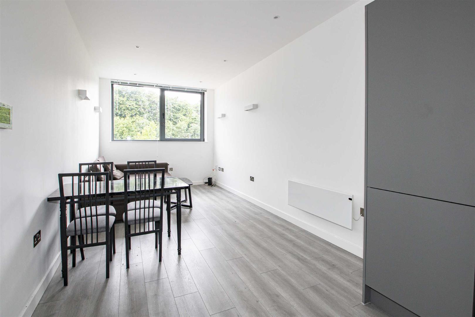 2 Foxhunter Drive, Linford Wood, Milton Keynes